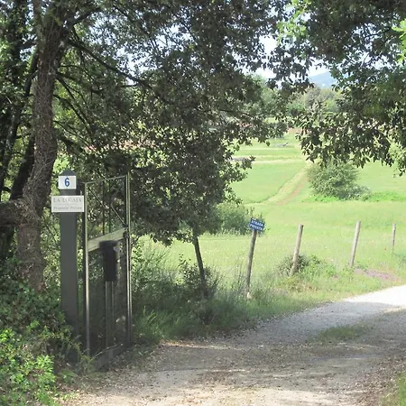 Апартаменты La Locaia *