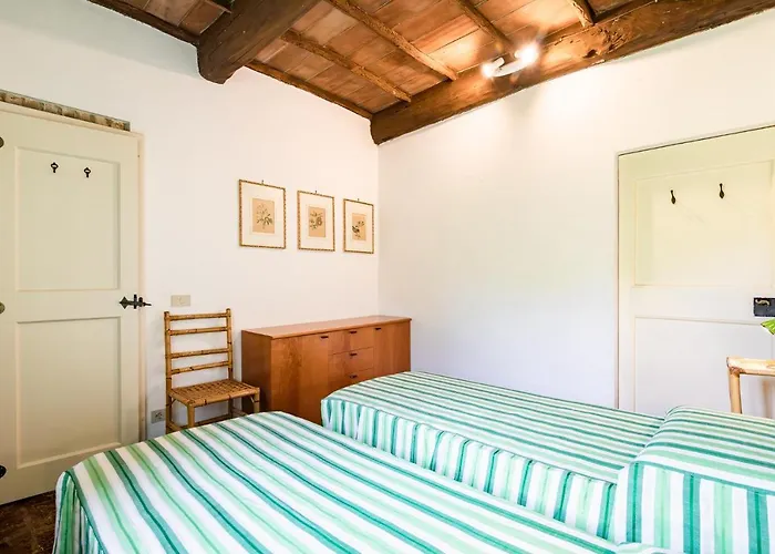 拉洛卡伊亚公寓